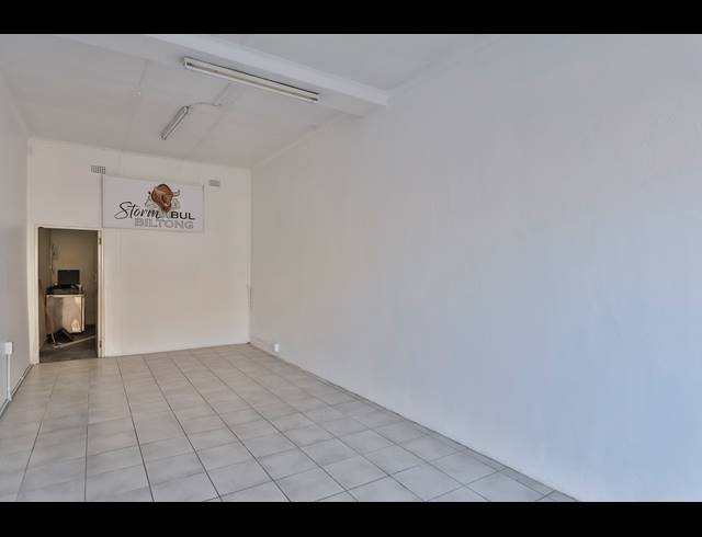 1,225M² BUSINESS FOR SALE IN STRAND CENTRAL